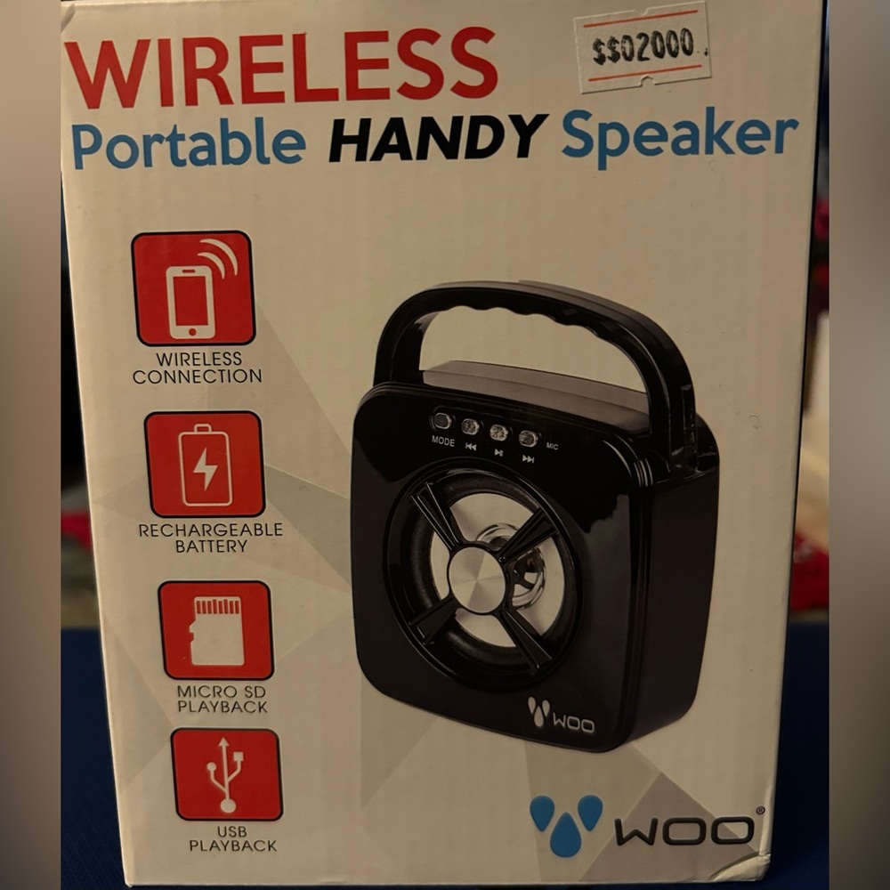 Woo Portable Speaker NWT In Box Wireless Portable Handy Speaker with Large Sound - Picture 3 of 7